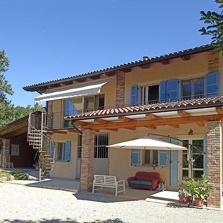 I Suoni Del Bosco Hotel Casalborgone Exterior photo